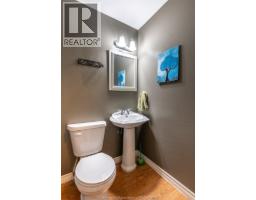 98 Wedgewood AVENUE - 8