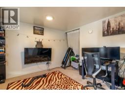 98 Wedgewood AVENUE - 9