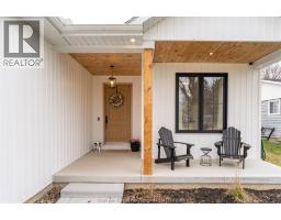 11597 Longwoods ROAD - 3