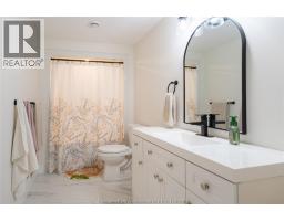 11597 Longwoods ROAD - 36