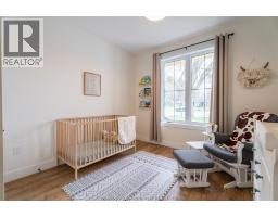 11597 Longwoods ROAD - 5