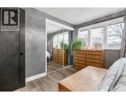 12 ACADEMY CRESCENT - 28