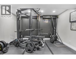 12 ACADEMY CRESCENT - 34