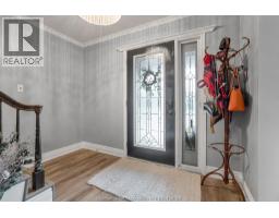 12 ACADEMY CRESCENT - 7