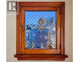 465 Victoria AVENUE - 11