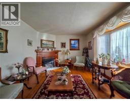 465 Victoria AVENUE - 14