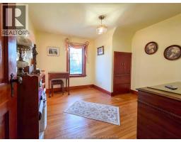 465 Victoria AVENUE - 23