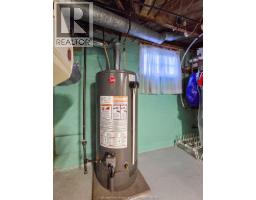 465 Victoria AVENUE - 50