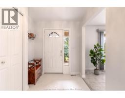 32 CHRISTINA PLACE - 2