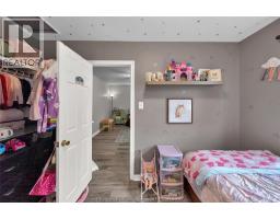 14 McNaughton AVENUE - 12