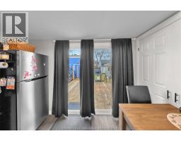 14 McNaughton AVENUE - 19