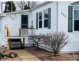 163 Regency DRIVE - 3