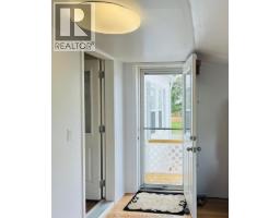 163 Regency DRIVE - 4