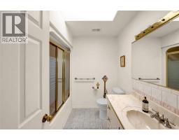 41 Orangewood BOULEVARD - 25