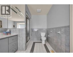 41 Orangewood BOULEVARD - 35