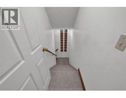 41 Orangewood BOULEVARD - 36