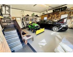 7763 TALBOT TRAIL - 44