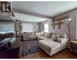 12 Houston STREET - 14