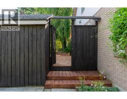 30 CRAMAR CRESCENT - 39