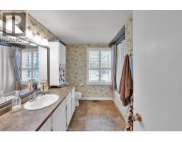 249 OXLEY DRIVE - 32