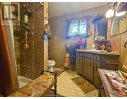 7883 TALBOT TRAIL - 26