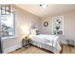 623 Elgin STREET - 11