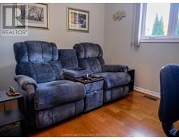 16 OAKGROVE LANE - 20