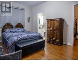 16 OAKGROVE LANE - 21