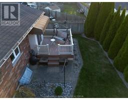 16 OAKGROVE LANE - 7