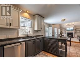 109 London DRIVE - 11