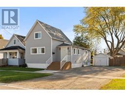 326 Wallace STREET - 1