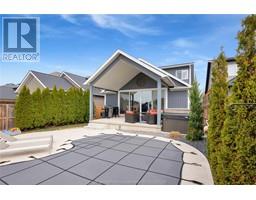 251 HUDSON DRIVE - 43