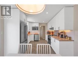 16 Argyle CRESCENT - 12