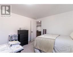 43 Clara CRESCENT - 23