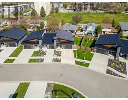 43 Clara CRESCENT - 44