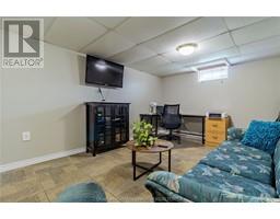 14 DALEVIEW CRESCENT - 31