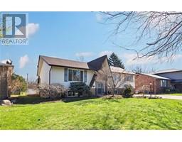 44 Richard STREET - 2