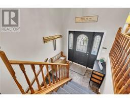 44 Richard STREET - 26