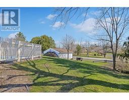 44 Richard STREET - 40