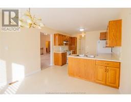 3 Crocus COURT - 23