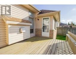 3 Crocus COURT - 5