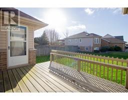 3 Crocus COURT - 6