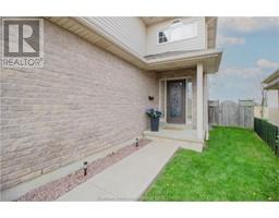 75 Cartier PLACE - 2
