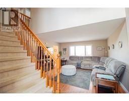 75 Cartier PLACE - 3
