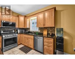 13 Hamlet COURT - 26