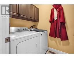 13 Hamlet COURT - 37