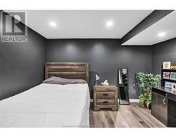 13 Hamlet COURT - 42