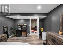 13 Hamlet COURT - 43