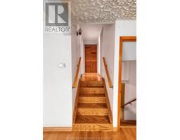 109 Woods STREET - 12