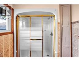 109 Woods STREET - 17